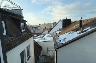 Wohnung mieten in Am Roßmarkt, 97421 Altstadt, Große Altbauwohnung mit Dachterrasse im Herzen der Schweinfurter Altstadt
