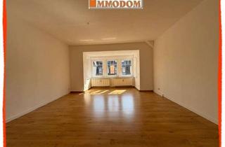 Wohnung mieten in Franz Mehring Straße 15, 08058 Zwickau, 3-Zimmer-Wohnung in Zwickau-Nordvorstadt, herrschaftliches Wohnen mit großer Wohnküche, Erker und 2