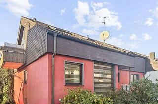 Haus kaufen in 76275 Ettlingen, Großzügiges Drei-Parteienhaus mit Garten, Terrasse und Balkon in Bruchhausen