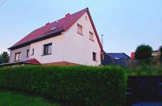 Einfamilienhaus kaufen in 09376 Oelsnitz, Einziehen & Wohlfühlen! Tolles Einfamilienhaus mit Kamin und Garten