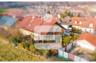 Haus kaufen in 94501 Aidenbach, Grün. Ruhig. Besonders. – DHH mit traumhaft angelegtem Garten in Aidenbach