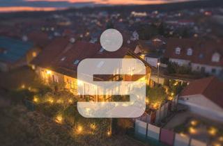 Haus kaufen in 94501 Aidenbach, Grün. Ruhig. Besonders. – DHH mit traumhaft angelegtem Garten in Aidenbach