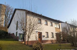 Haus kaufen in 67816 Dreisen, Solider Klassiker mit Garage, Garten & Loggia sucht neuen Eigentümer!