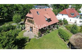 Einfamilienhaus kaufen in 18109 Groß Klein, Charmantes Einfamilienhaus mit großzügigem Grundstück in Ostseenähe