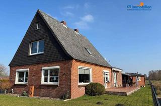 Einfamilienhaus kaufen in 26529 Leezdorf, Großes Einfamilienhaus mit Blick ins Grüne