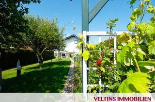 Haus kaufen in 61250 Usingen, Usingen: Attraktives Haus für Großfamilien oder Mehrgenerationen mit großem, schön angelegten Garten