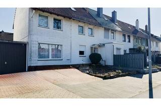Haus kaufen in 31157 Sarstedt, Reihenendhaus mit Anbau, Garten und Garage