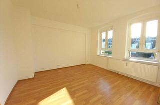 Wohnung mieten in 08371 Glauchau, Lichtdurchflutete 4-Zimmer Wohnung im ersten OG nahe Simmel in Glauchau