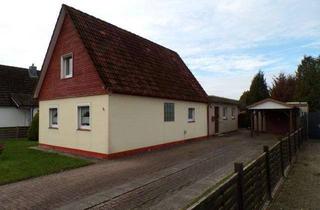 Haus kaufen in 27474 Cuxhaven, 1 - Familienhaus mit ebenerdiger Einliegerwohnung im hinteren Anbau, mit 2 sep. Hauseingängen.