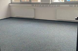 Büro zu mieten in Pforzheimer Straße 46, 75015 Bretten, Geräumige Praxis/Bürofläche im 1. OG mit Potential