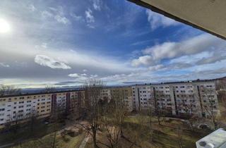 Wohnung mieten in Sonnenstraße 30, 09337 Hohenstein-Ernstthal, Familien-Wohnung mit Aufzug!!