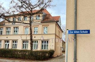 Wohnung kaufen in 14554 Neuseddin, Wohnen in der alten Schule in ruhiger Lage