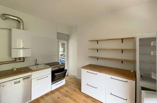 Wohnung kaufen in 44789 Bochum, Charmante 1-Zimmer-ETW in Bochum-Süd mit Balkon und schneller U35-Anbindung zur RUB