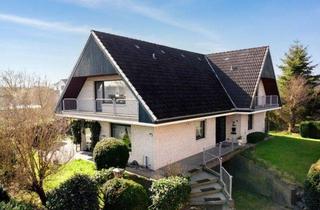 Einfamilienhaus kaufen in 23611 Bad Schwartau, Großzügiges Architektenhaus mit flexiblen Nutzungsmöglichkeiten. KÄUFERCOURTAGEFREI