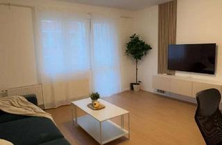 Wohnung mieten in 12047 Neukölln, Schicke 2-Zimmer Wohnung mit Balkon im 3. OG in Berlin-Neukölln