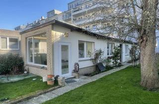 Wohnung mieten in 40591 Wersten, 5-Zimmer-Wohnung mit eigenem Garten in ruhiger Hinterhoflage von Düsseldorf Wersten