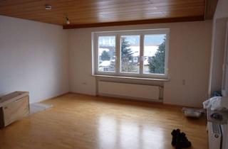 Wohnung mieten in 88099 Neukirch, Helle 3,5-Zimmer-Wohnung mit Balkon und Garage in Neukirch