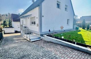 Haus kaufen in 74389 Cleebronn, Schönes Zweifamilienhaus in Cleebronn