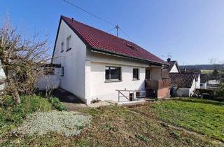 Haus kaufen in 73274 Notzingen, Solides Wohnhaus mit variablen Möglichkeiten - frei!