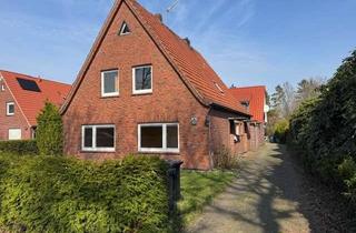 Haus kaufen in 26655 Westerstede, 2 Einfamilienhäuser mit 3 Einheiten auf 2.285 m² Grundstück