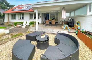 Villa kaufen in 41236 Rheydt, Domus Solaris ++ Repräsentative Villa mit PV, Solarthermie und Traumgarten