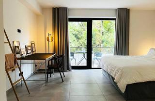 Wohnung mieten in 40545 Düsseldorf, Luxuriös möblierte 2-Zimmer-Wohnung mit großem Balkon im begehrten Oberkassel