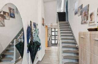 Reihenhaus kaufen in 40599 Düsseldorf, Solide Qualität u. zeitgemäßer Komfort: Saniertes Reihenhaus mit Anbau in Düsseldorf-Benrath