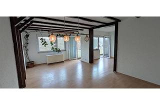 Wohnung kaufen in 66740 Saarlouis, Große, helle Wohnung am Waldrand