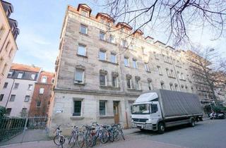 Wohnung kaufen in 90429 Nürnberg, Nürnberg - Charmante 4-Zimmer-Dachgeschosswohnung mit Spitzboden und ca. 105 m² Wohnfläche in Nürnberg-Gostenhof