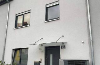 Haus kaufen in Bahnhofstr. 12B, 96158 Frensdorf, Frensdorf - Reihenmittelhaus im Herzen von Frensdorf zu verkaufen! - Neubau von 2021!