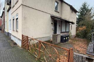 Doppelhaushälfte kaufen in 44879 Bochum, Bochum - Interessante Doppelhaushälfte für Handwerker und Familien