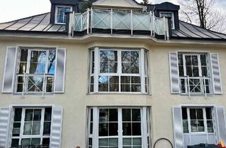 Wohnung kaufen in 81245 München, München - Traumwohnung Haus in Haus Gefühl in der Villenkolonie