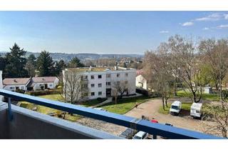 Wohnung kaufen in Hohenstaufenstrasse 100, 73033 Göppingen, Göppingen - Modernisierte 3-Zi.-Wohnung mit Balkon & Stellplatz in Göppingen