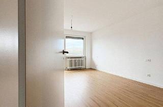 Wohnung kaufen in Hohenstaufenstrasse 100, 73033 Göppingen, Göppingen - Vollständig modernisierte 3-Zimmer-Wohnung mit großem Balkon & Stellplatz in Göppingen