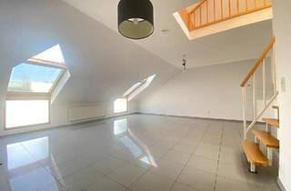 Wohnung kaufen in 53359 Rheinbach, Rheinbach - Kleine DG-Eigentumswohnung mit Nutzfläche zu verkaufen