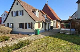 Einfamilienhaus kaufen in 90542 Eckental, Eckental - Individuelles Einfamilienhaus mit Charme und großem Garten