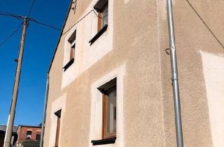 Einfamilienhaus kaufen in 08228 Rodewisch, Rodewisch - Wohnhaus - Viel Platz für neuen Ideen