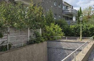 Wohnung kaufen in 40474 Düsseldorf, Düsseldorf - 4-Zimmer-Eigentumswohnung mit Kamin & Tiefgarage in Düsseldorf-Stockum