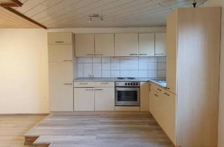 Wohnung kaufen in 76332 Bad Herrenalb, Bad Herrenalb - Schöne 2,5-Zimmer Wohnung inkl. Stellplatz in Bad-Herrenalb