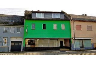 Haus kaufen in 56357 Holzhausen, Holzhausen an der Haide - Großes Haus mit Wohnungen, LadenBüro in Miehlen, Renditeobjekt