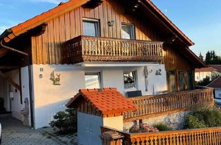 Einfamilienhaus kaufen in 94405 Landau, Landau an der Isar - Gepflegtes EFH mit Einliegerwohnung, Wintergarten & PV-Anlage