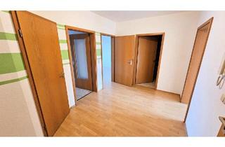 Wohnung kaufen in 26721 Emden, Emden - Eigentumswohnung mit Garage und Einstellplatz, Innenstadtlage