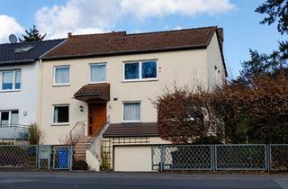 Haus kaufen in 61476 Kronberg, Kronberg im Taunus - Reiheneckhaus in sehr guter Lage in Kronberg. Von Privat.