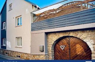 Haus kaufen in 97267 Himmelstadt, Himmelstadt - Verwirklichen Sie sich Ihren Traum vom eigenen Haus! Eine Immobilie mit vielen Möglichkeiten!