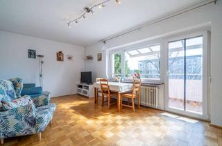 Wohnung kaufen in 83022 Ost, Stadtnah Wohnen mit Alpenblick:Modernisierte 3-Zimmer Wohnung mit Balkon und Einzelgarage