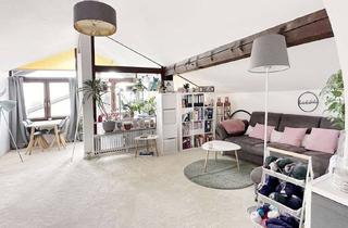 Wohnung kaufen in 83253 Rimsting, Gemütliche und individuelle 72 m2 große 2-Zimmer DG Wohnung in Rimsting