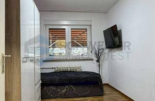 Wohnung kaufen in 71696 Möglingen, Freie 4-Zimmer-Wohnung mit zwei Balkonen und zwei Stellplätzen in Möglingen!