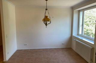 Wohnung mieten in Bismarckstraße 17, 76133 Innenstadt-West, Gepflegte 4-Zimmer-Wohnung im 2. OG mit Balkon in Karlsruhe Innenstadt-West