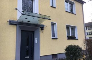Wohnung mieten in Angerhauser Strasse 45, 47259 Huckingen, Angerhausen - Angerhauser Strasse, 2 1/2 Zi-Dachgeschoss-Wohnung ab 01.07.2026 zu vermieten