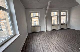 Wohnung mieten in Gotthold-Roth-Str., 07973 Greiz, Erstbezug! Neu sanierte 4-Raum-Wohnung mit Balkon in der Greizer Neustadt